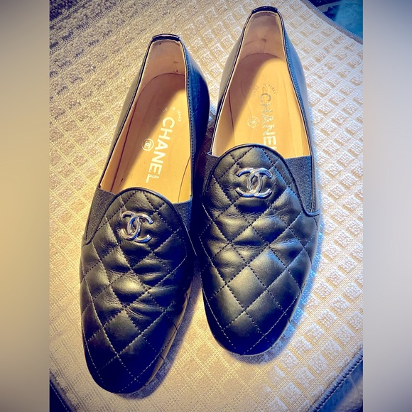 CHANEL 2013 Excellent Vintage Quilted super soft Lambskin Leather Loafers.US sz6 - Picture 3 of 16